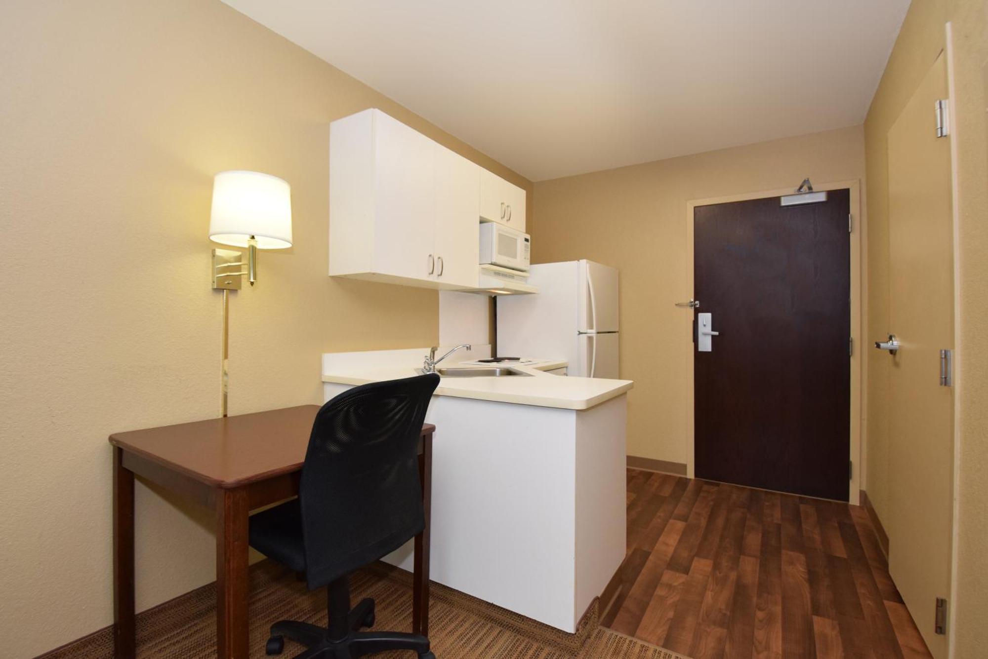 Extended Studio Hotel Suites - Los Angeles - San Dimas Eksteriør bilde